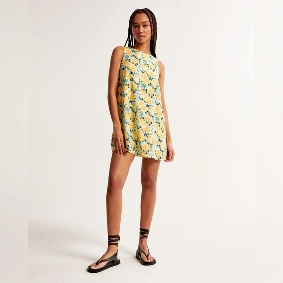 Abercrombie & Fitch Dresses & Skirts - Abercrombie &‎ Fitch Open-Back Trapeze Mini Dress Lemon Large NWT
